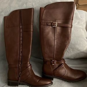 Women’s brown riding boots 9